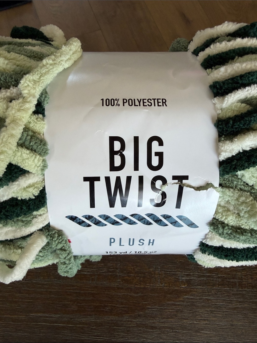Big Twist Plush Yarn Skeins Set of 3 Variegated Green, Black, Chili Pepper 10.5 - Picture 2 of 8
